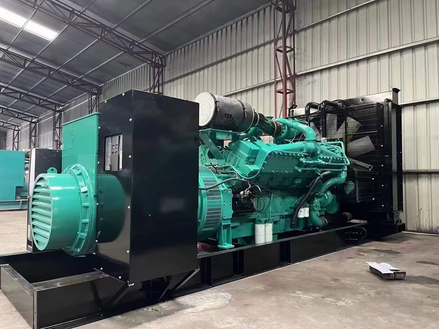 墨江如何降低 800kW 柴油发电机输出电流的波动？
